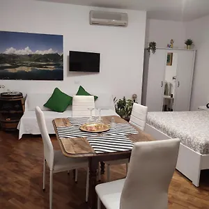 Pensjonat Leonardo Rome Holidays